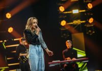 Latvijas Televīzijā atgriežas “Koncerti Z studijā”; Aija Andrejeva izpildīs savas populārākās dziesmas