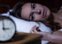 Ja pa nakti pamostas: Par kādām saslimšanām mūs brīdina bieža pamošanās naktī