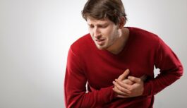 Sirdslēkmes simptomi: Kā atpazīt sirdslēkmes tuvošanos mēnesi pirms tā notikusi