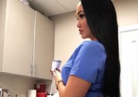 33 gadus vecā amerikāņu medmāsa ar ļoti interesantu un neparastu figūru