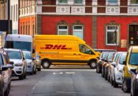 Tarifu dēļ DHL aptur augstas vērtības piegādes ASV