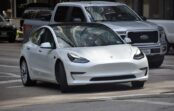 Jaunu automašīnu reģistrācija Eiropā samazinās, un Tesla piedzīvo vēl vienu kritumu