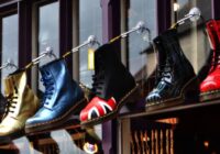 Slavenā apavu ražotāja Dr Martens peļņa sarūk par vairāk nekā 90%