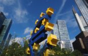 Eiropas Centrālā banka nemainīja galveno noguldījumu likmi, saglabājot to 2% apmērā
